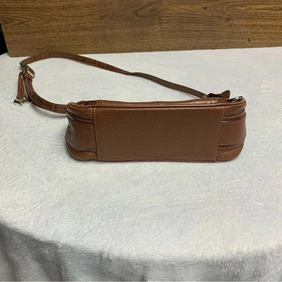 Brighton tan purse with blue patterned interior.  Built in wallet - Picture 7 of 10
